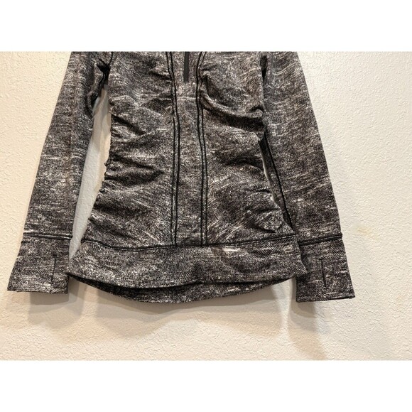 Lululemon Cypress Kiss 1/2 Zip Jacket Womens 4 Rush Jacquard Black White FLAWS - Picture 4 of 8